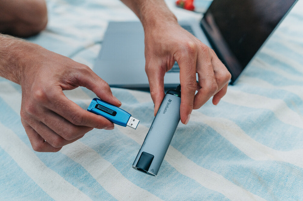 תחנת עגינה Verbatim USB HDMI Lan