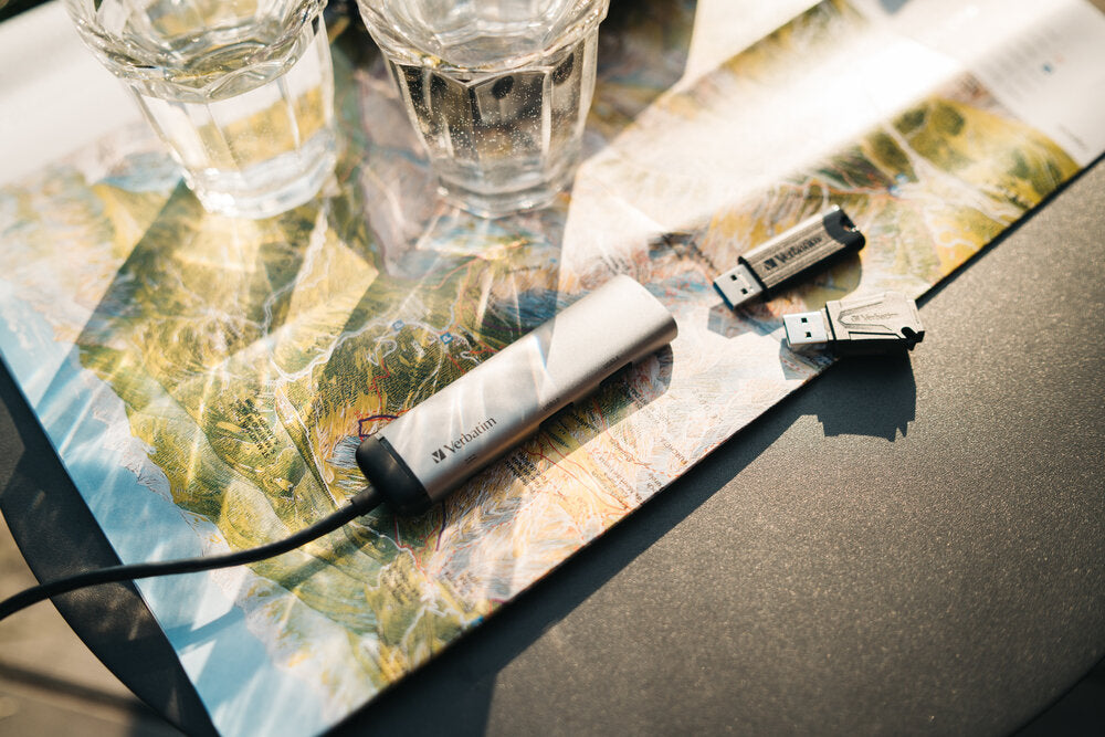 תחנת עגינה Verbatim USB HDMI