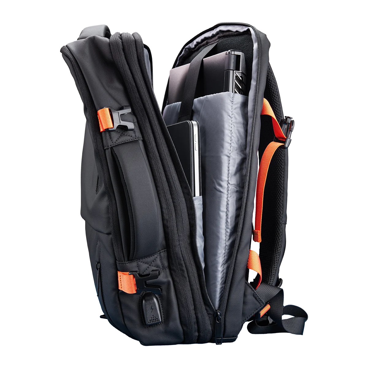 תיק למחשב נייד Cougar 17.3'' VANGUARD