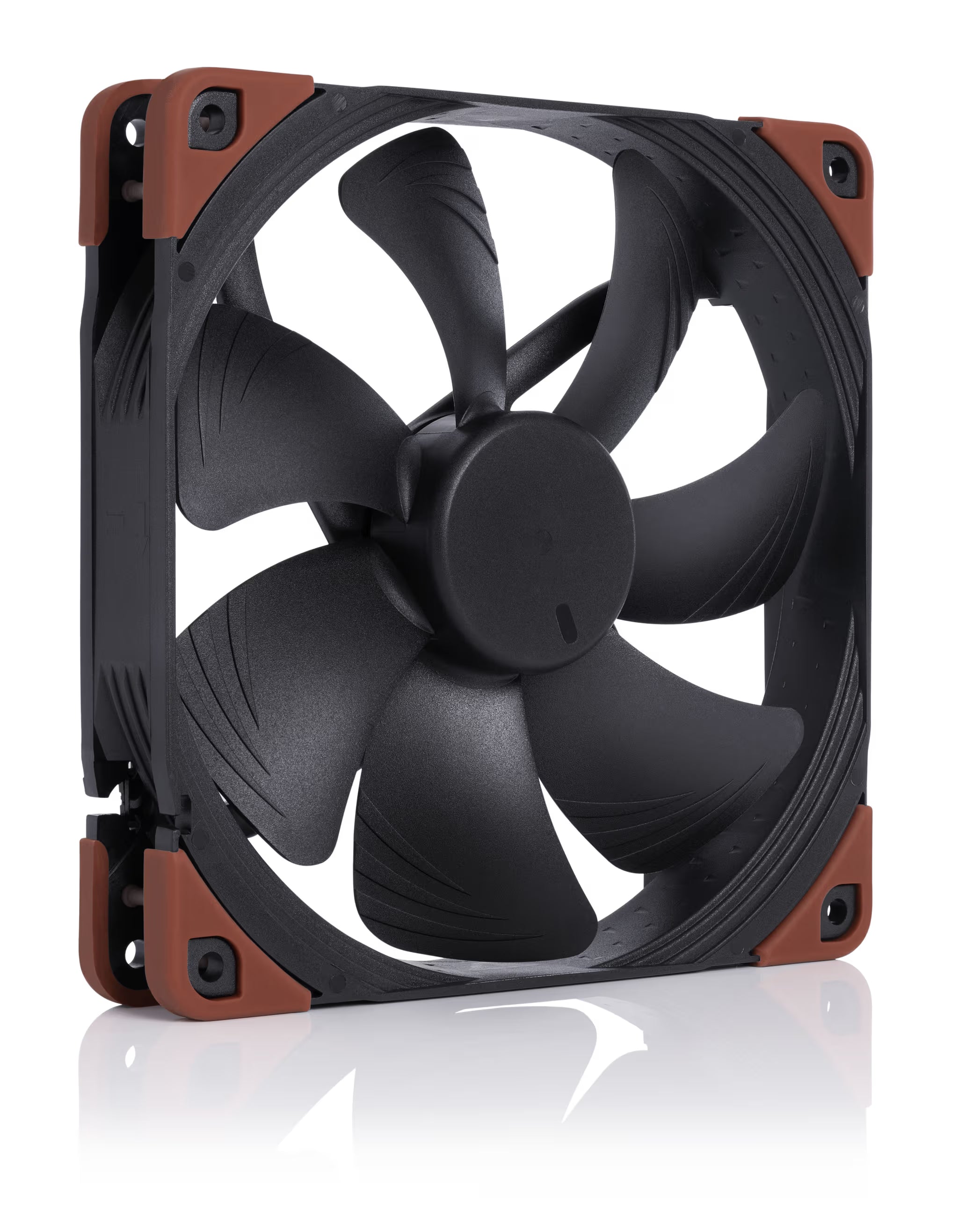 מאוורר למארז Noctua NF-A14 industrialPPC-2000 Heavy-Duty 140mm 2000RPM PWM