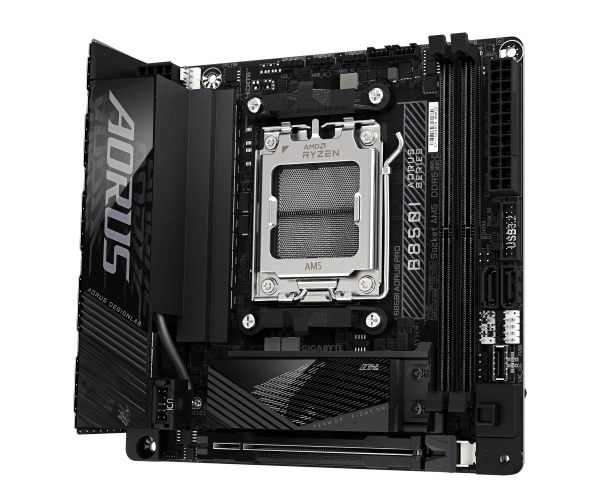 לוח אם GIGABYTE B850I AORUS PRO MINI-ITX