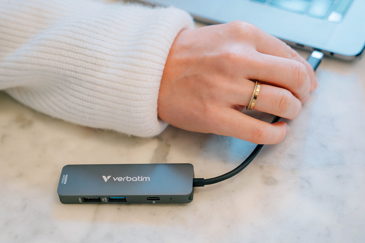 תחנת עגינה Verbatim Essentials USB HDMI